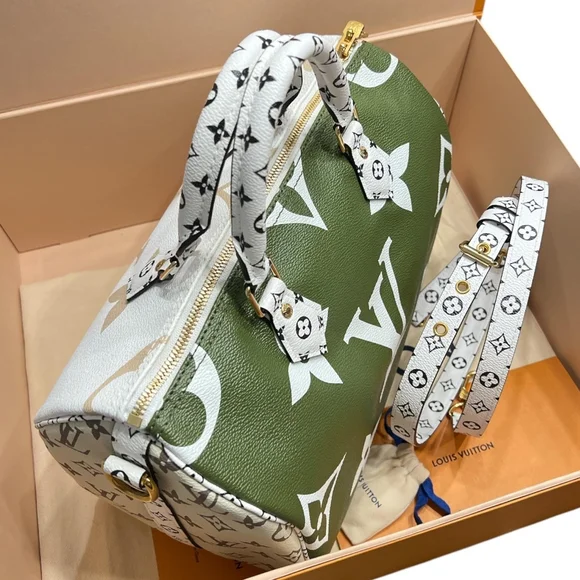 Sold - Picture 2 of 16